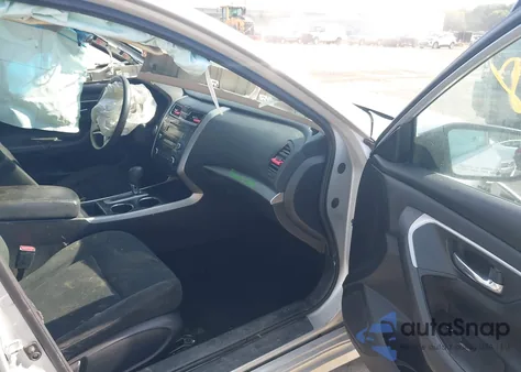 2015 Nissan Altima 2.5 S из США, поврежденный, VIN 1N4AL3AP3FN401004